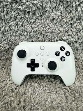 8BitDo Ultimate 2.4G Wireless Controller for PC, Android, Steam Deck - White
